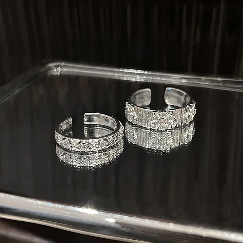 光沢のある金属オープンリング男性女性のためのロマンチックなラ - Men Accessories Drawing のレビューと価格