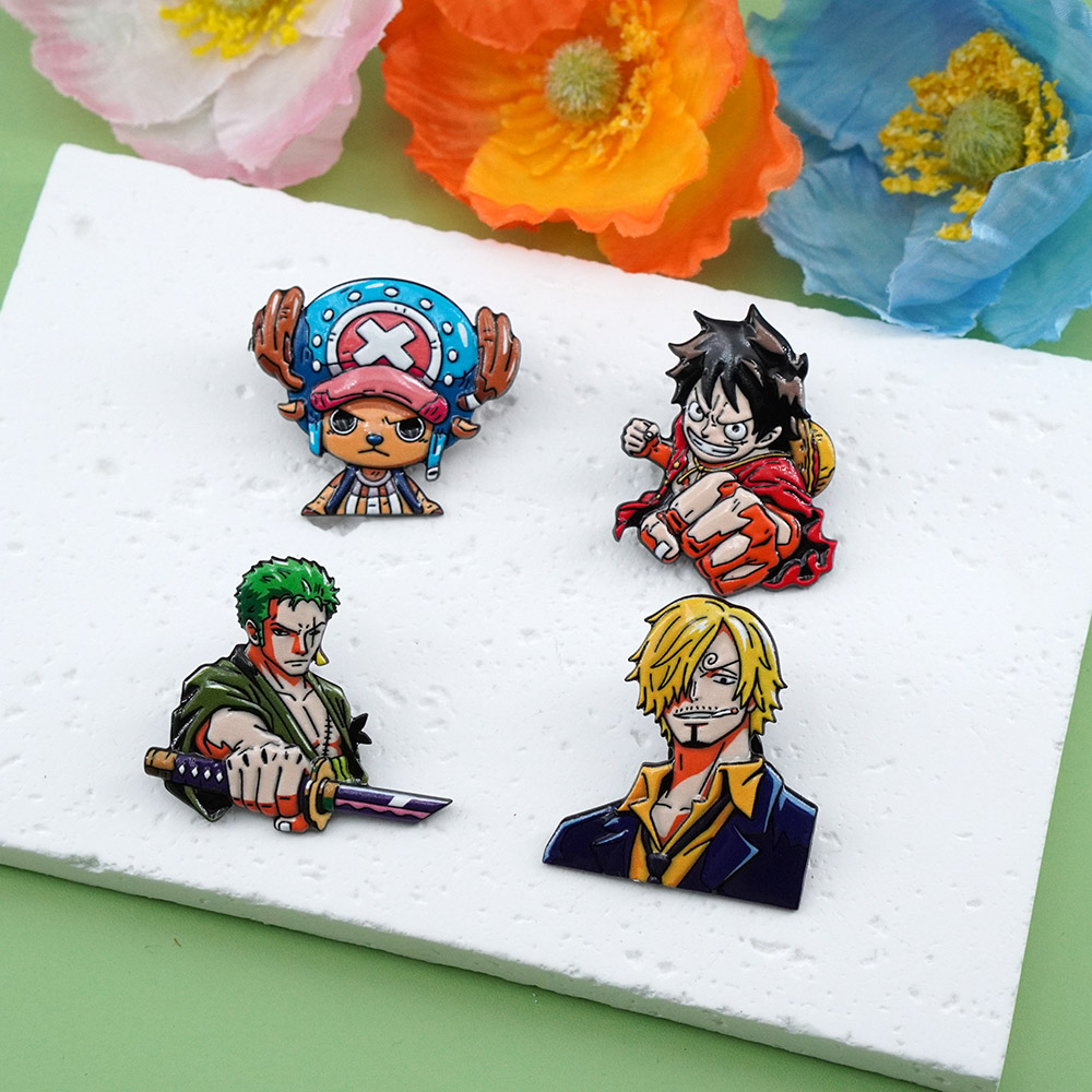 4個セット 漫画ワンピース ルフィ ブローチセット ファッシ - Men Accessories Gift Set のレビューと価格