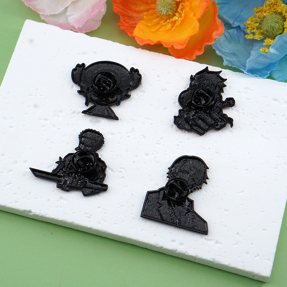 4個セット 漫画ワンピース ルフィ ブローチセット ファッシ - Men Accessories Gift Set のレビューと価格