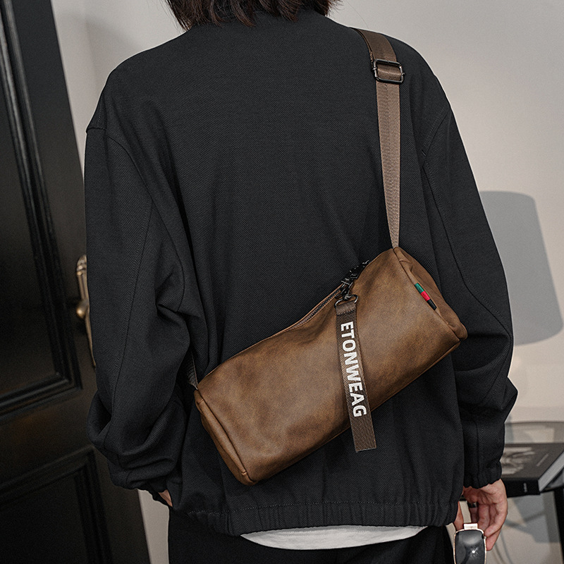 男性と女性のための厚みのある丸いバレル型のクロスボディバッグ - Men'S Accessories Backpack のレビューと価格